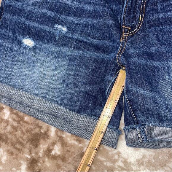 American Eagle AEO Jean cut off distressed rolled shorts SZ 6 American Eagle - Picture 4 of 8